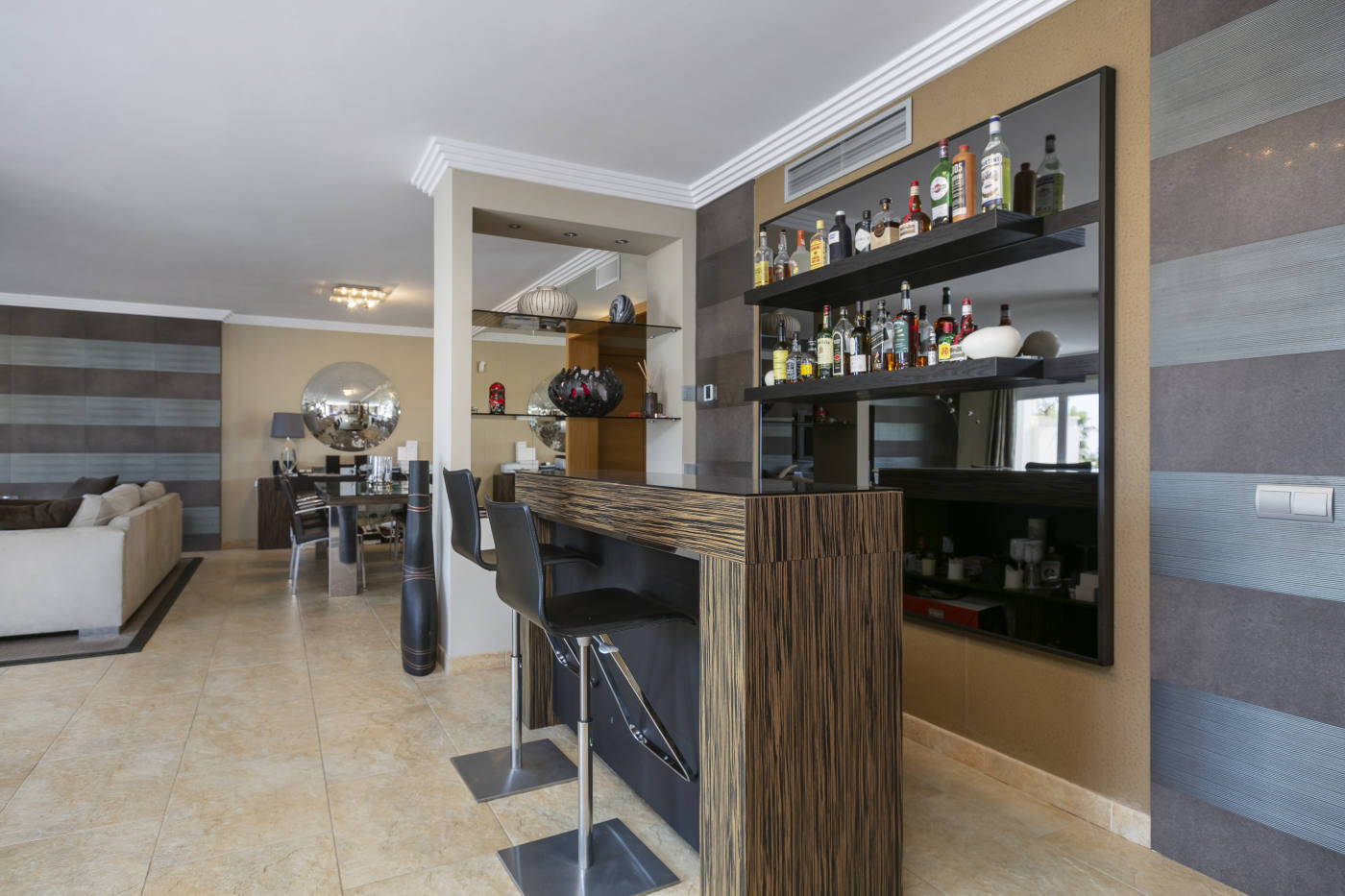 Квартира, 2723 м², 1 945 530$ — FAKTOR